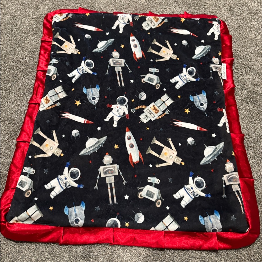 NWOT Minky Couture Space Crib Blanket